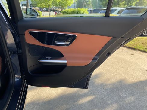 Used 2025 Mercedes-Benz C 300 Sedan image 46