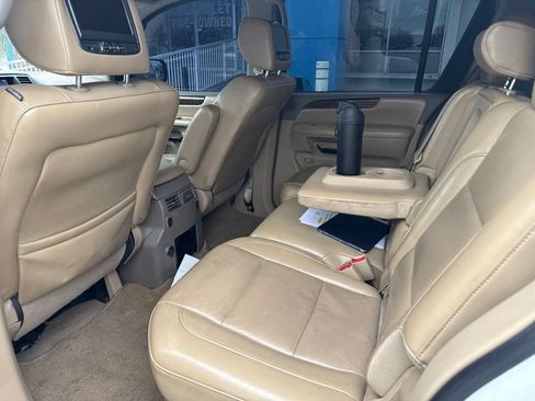 Used 2013 Nissan Armada Platinum RWD image 7