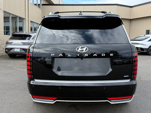 Used 2026 Hyundai Palisade Calligraphy AWD/4WD image 3