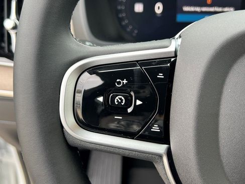 New 2026 Volvo XC90 B6 Ultra w/ Protection Package Premier image 19