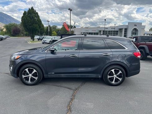 Used 2017 Kia Sorento EX w/ EX V6 Premium Package AWD/4WD image 13