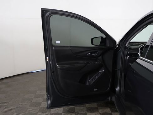 Used 2018 Chevrolet Equinox Premier w/ Premier True North Edition AWD/4WD image 23