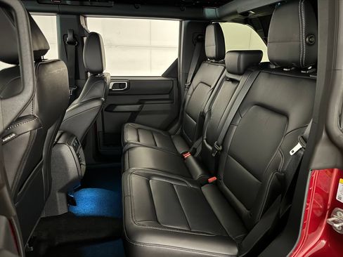 New 2026 Ford Bronco Outer Banks AWD/4WD image 14