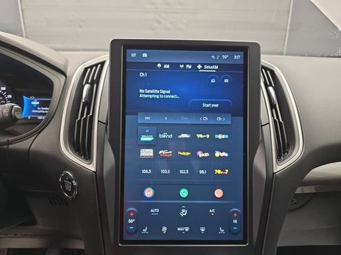 Used 2024 Ford Edge SEL image 28