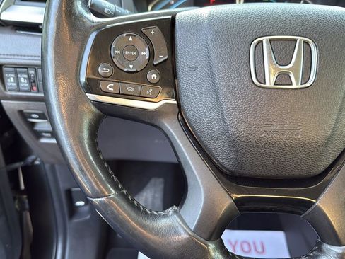 Used 2018 Honda Odyssey Elite image 12