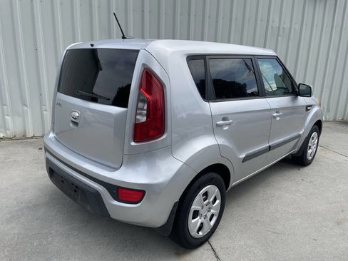 Used 2013 Kia Soul image 3