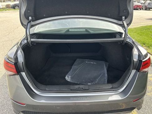 Certified 2023 Nissan Sentra SR w/ SR Premium Package FWD image 27