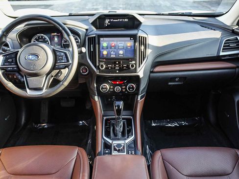 Used 2021 Subaru Forester Touring image 12