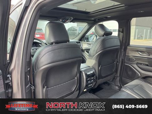 Used 2025 Jeep Grand Cherokee L Overland w/ Trailer Tow Package image 9