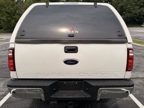 Used 2010 Ford F250 Lariat AWD/4WD image 6