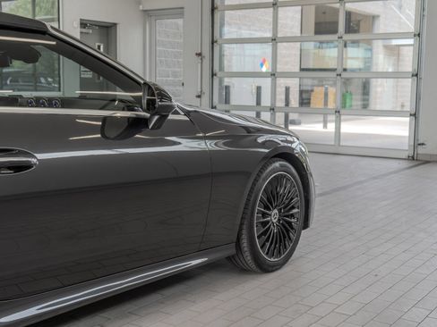 Used 2024 Mercedes-Benz CLE 300 4MATIC Cabriolet image 34