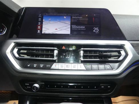 Used 2021 BMW 330i Sedan w/ Convenience Package RWD image 35