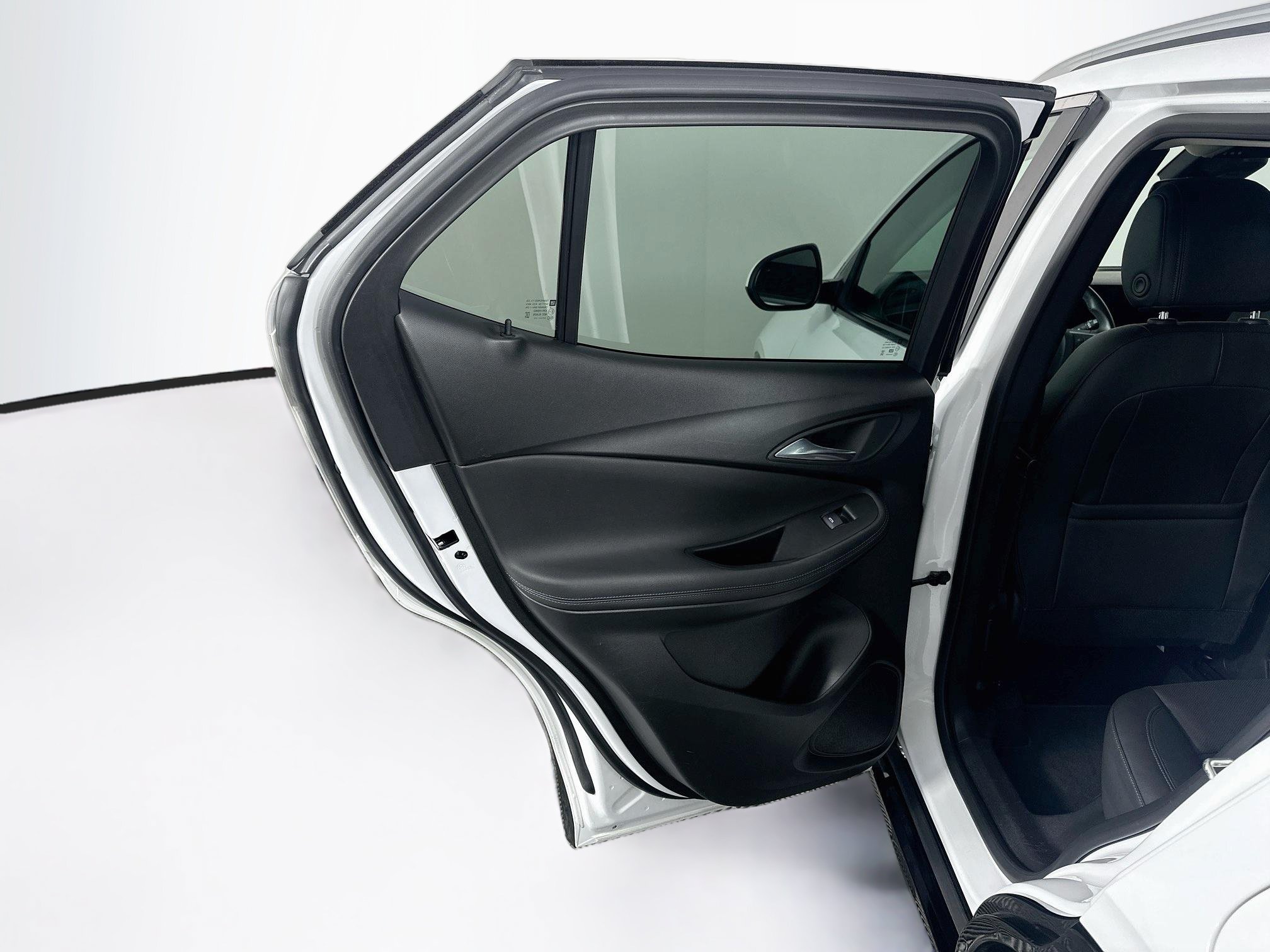 Used 2025 Buick Encore GX Sport Touring FWD image 27