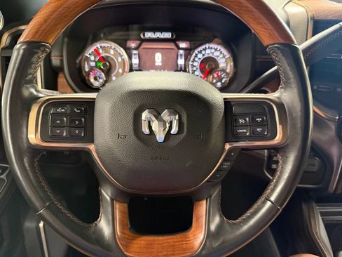 Used 2022 RAM 2500 Limited AWD/4WD image 19