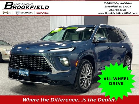 Certified 2025 Buick Enclave Avenir w/ Trailering Package, 5000 lbs. image 1