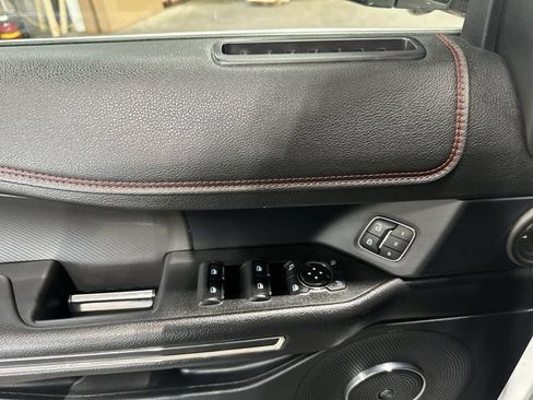 Certified 2020 Ford Expedition Limited w/ Equipment Group 303A AWD/4WD image 19