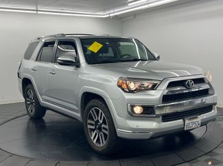 Used 2018 Toyota 4Runner Limited AWD/4WD video 3