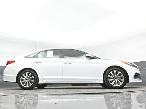 Used 2015 Hyundai Sonata Sport w/ Option Group 04 image 32