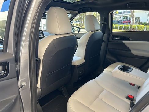 New 2026 Mitsubishi Eclipse Cross SEL image 33