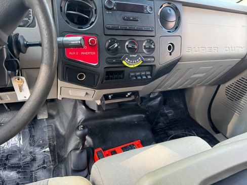 Used 2008 Ford F550 4x4 Crew Cab Super Duty image 17