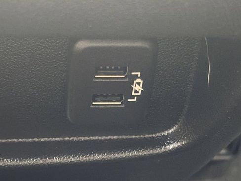 Used 2019 Cadillac XT5 FWD image 7