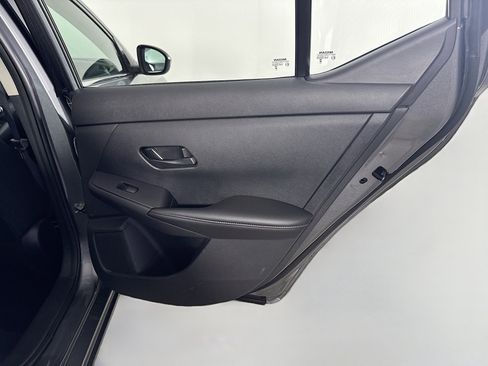 Used 2024 Nissan Sentra S FWD image 28