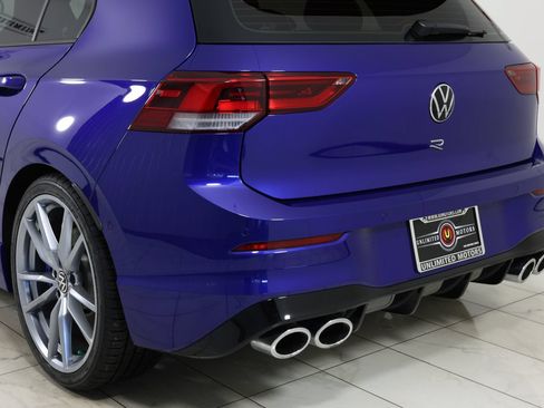 Used 2024 Volkswagen Golf R AWD/4WD image 46