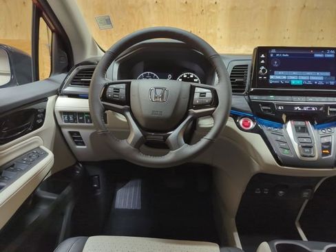 New 2026 Honda Odyssey Elite image 14