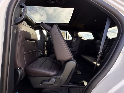 New 2026 Ford Explorer Platinum image 27