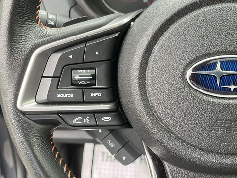 Certified 2022 Subaru Crosstrek 2.5i Limited w/ Moonroof Package 2 image 14