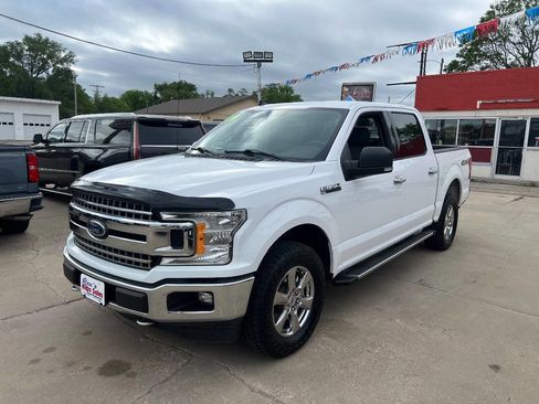 Used 2020 Ford F150 XLT w/ Equipment Group 302A Luxury AWD/4WD image 3