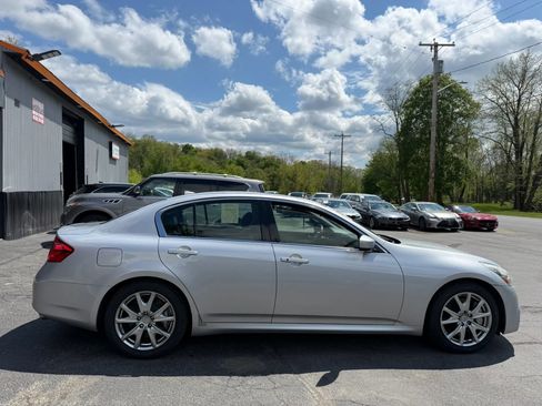 Used 2013 INFINITI G37 Journey w/ Premium Pkg RWD image 6