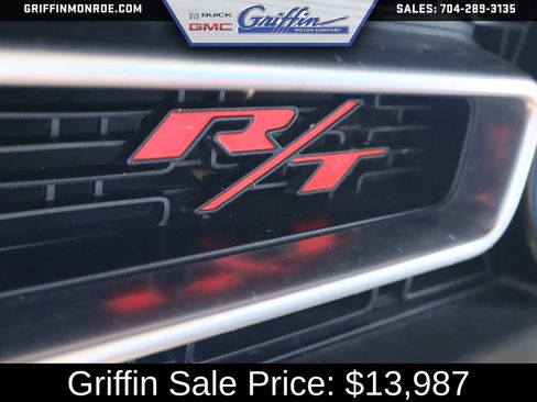 Used 2016 Dodge Challenger R/T Plus RWD image 11