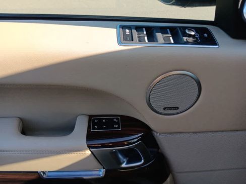 Used 2015 Land Rover Range Rover HSE AWD/4WD image 32