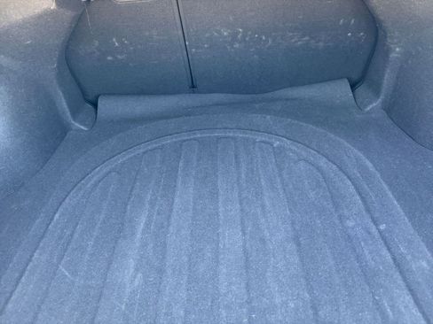 Used 2025 Hyundai Elantra SEL image 31