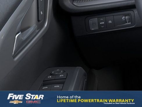 New 2026 Chevrolet Traverse LT FWD image 23