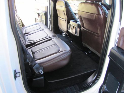 Used 2016 Ford F150 Platinum w/ Equipment Group 701A Luxury image 22