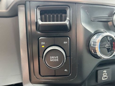 Used 2025 Ford F150 XLT w/ Equipment Group 301A Standard image 30