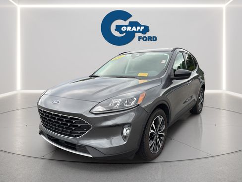 Used 2022 Ford Escape SEL w/ SEL Stealth AWD Package image 2