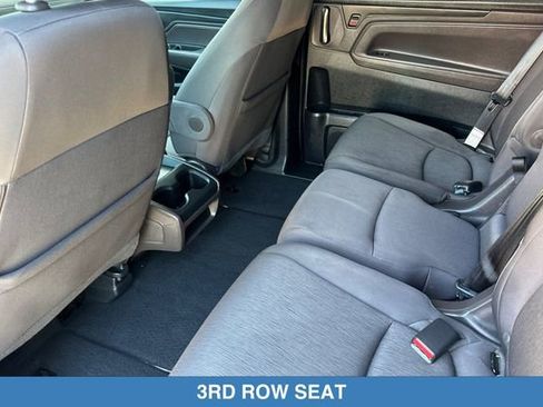 Certified 2018 Honda Odyssey EX image 14
