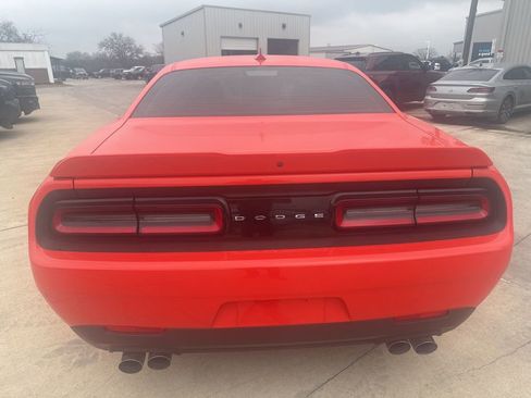 Used 2022 Dodge Challenger R/T w/ Plus Package image 11