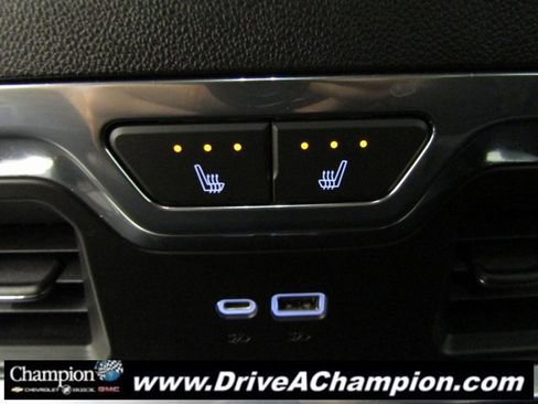 Used 2023 Chevrolet Silverado 1500 High Country image 27