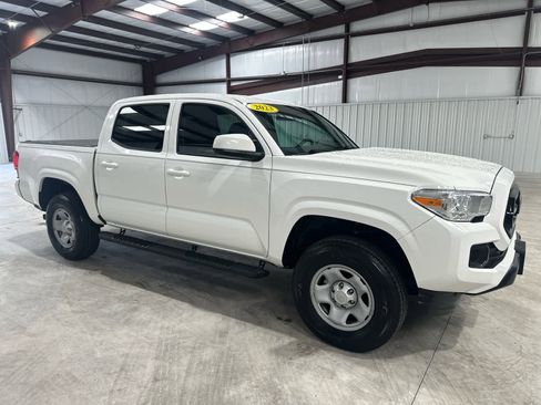 Used 2023 Toyota Tacoma SR AWD/4WD image 7