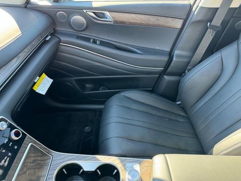 Certified 2025 Genesis GV80 2.5T Advanced image 14