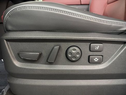 New 2026 INFINITI QX80 Autograph w/ Premium Cargo Package image 18