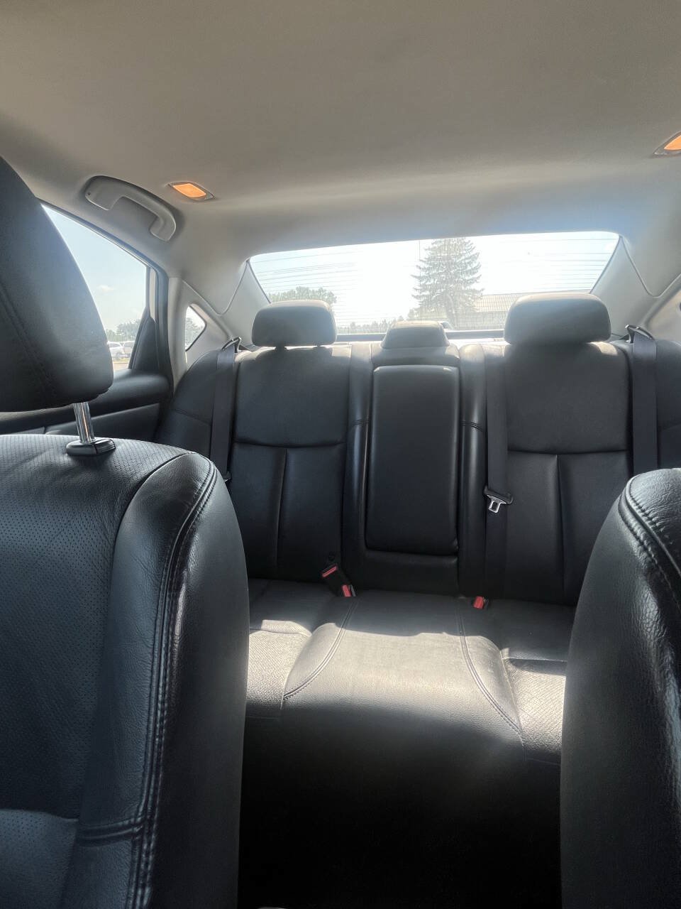 Used 2015 Nissan Altima 2.5 SL w/ Moonroof Package FWD image 9