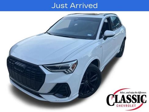 Used 2024 Audi Q3 2.0T Premium Plus image 1