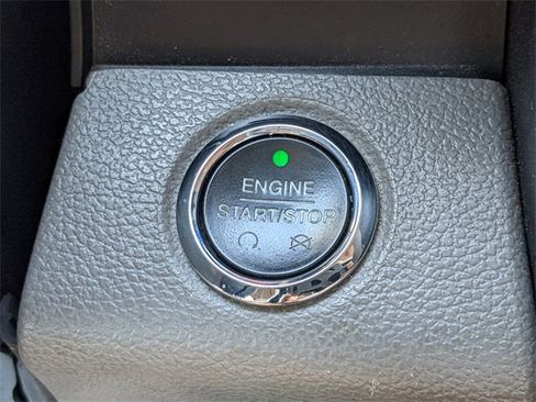 Used 2017 Ford F150 Lariat w/ Equipment Group 502A Luxury image 28