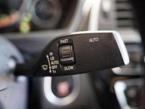 Used 2018 BMW 330i Gran Turismo xDrive AWD/4WD image 14