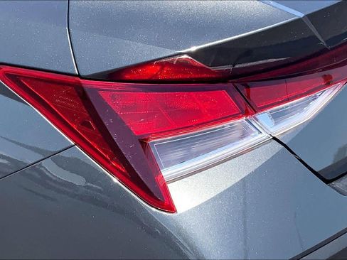 Used 2024 Hyundai Elantra SEL FWD image 29
